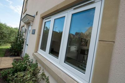 Flush sash windows